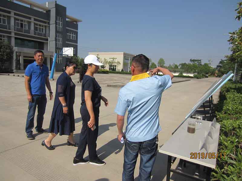 小-曲靖市公用事业管理局、住建局到创业水务公司指导工作1.jpg