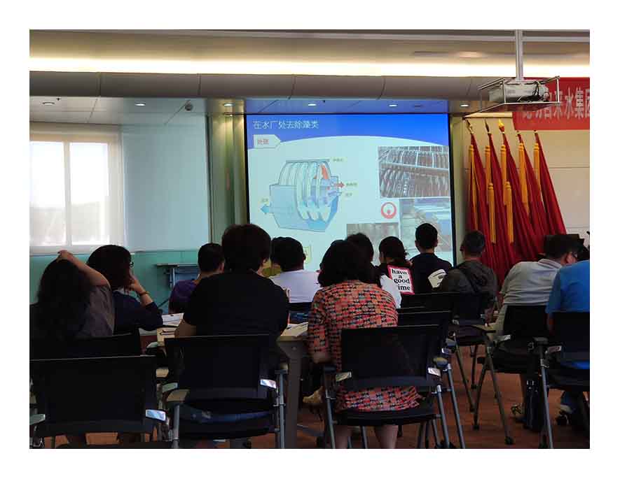小-昆明通用水务开展“原水水质问题及处理”技术交流会1.jpg